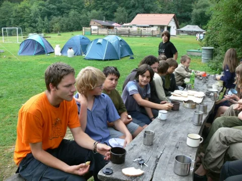 Snídaně v Chrástu