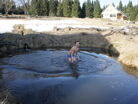 Čmelák 2016