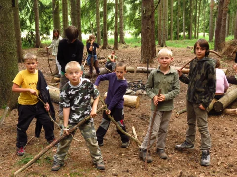 Žlutý tým na startu