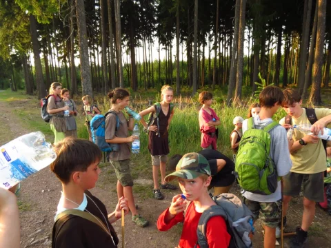 Trpaslíci jdou na tábor