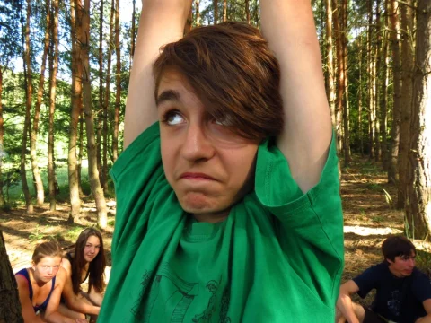 Trpaslík letí na orlu