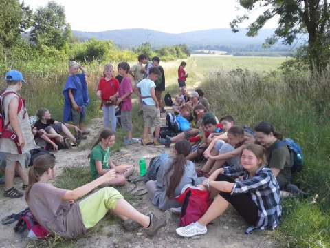 Trpaslíci jdou na tábor
