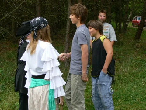 Tomáš nakonec taky slibuje