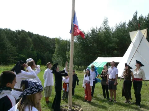 Vlajka vzhůru letí