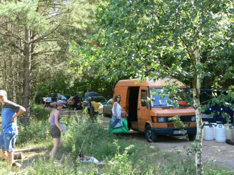 nakládáme věci k hodnému tatínkovi