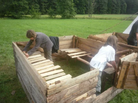 stavba marodky