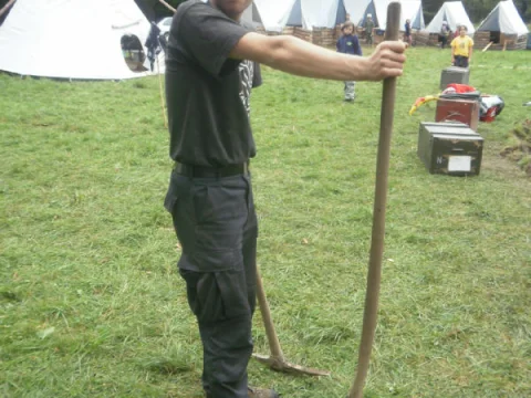 jsou potřeba i nějaké výkopové práce
