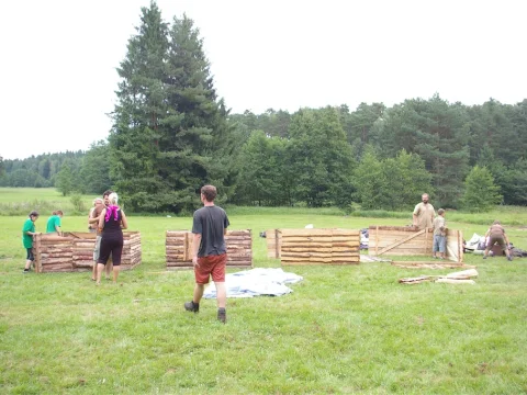 Stavíme stany