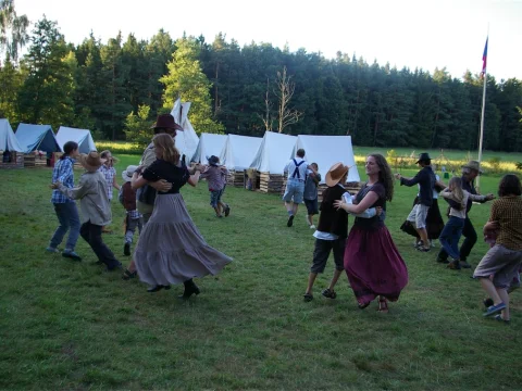 Country bál