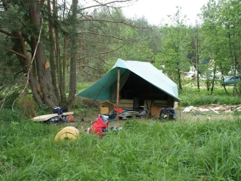 Stavba tábora