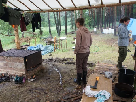 Kamna hřejí i na dálku