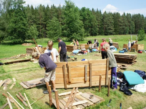 Bouráme tábor