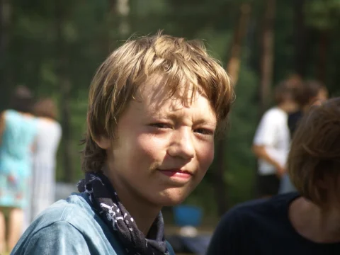 Nefoť mě!
