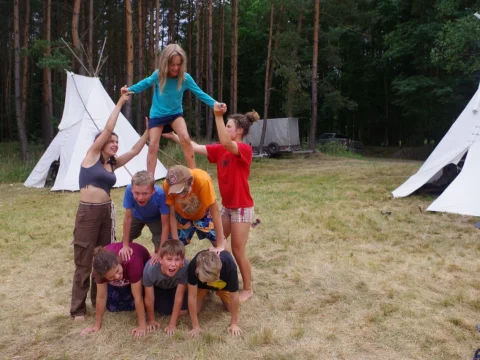 .