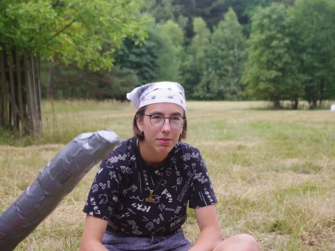 .