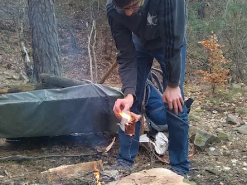 Vojta pálí zbytel březovky