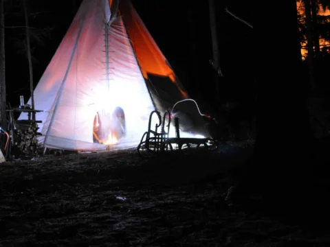 Tee-pee v noci