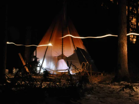 Tee-pee v noci