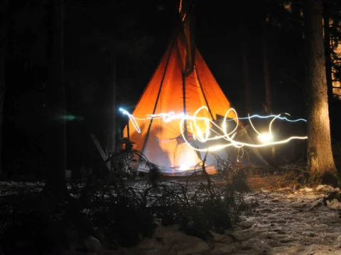 Tee-pee v noci