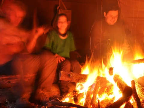 Večer v týpku