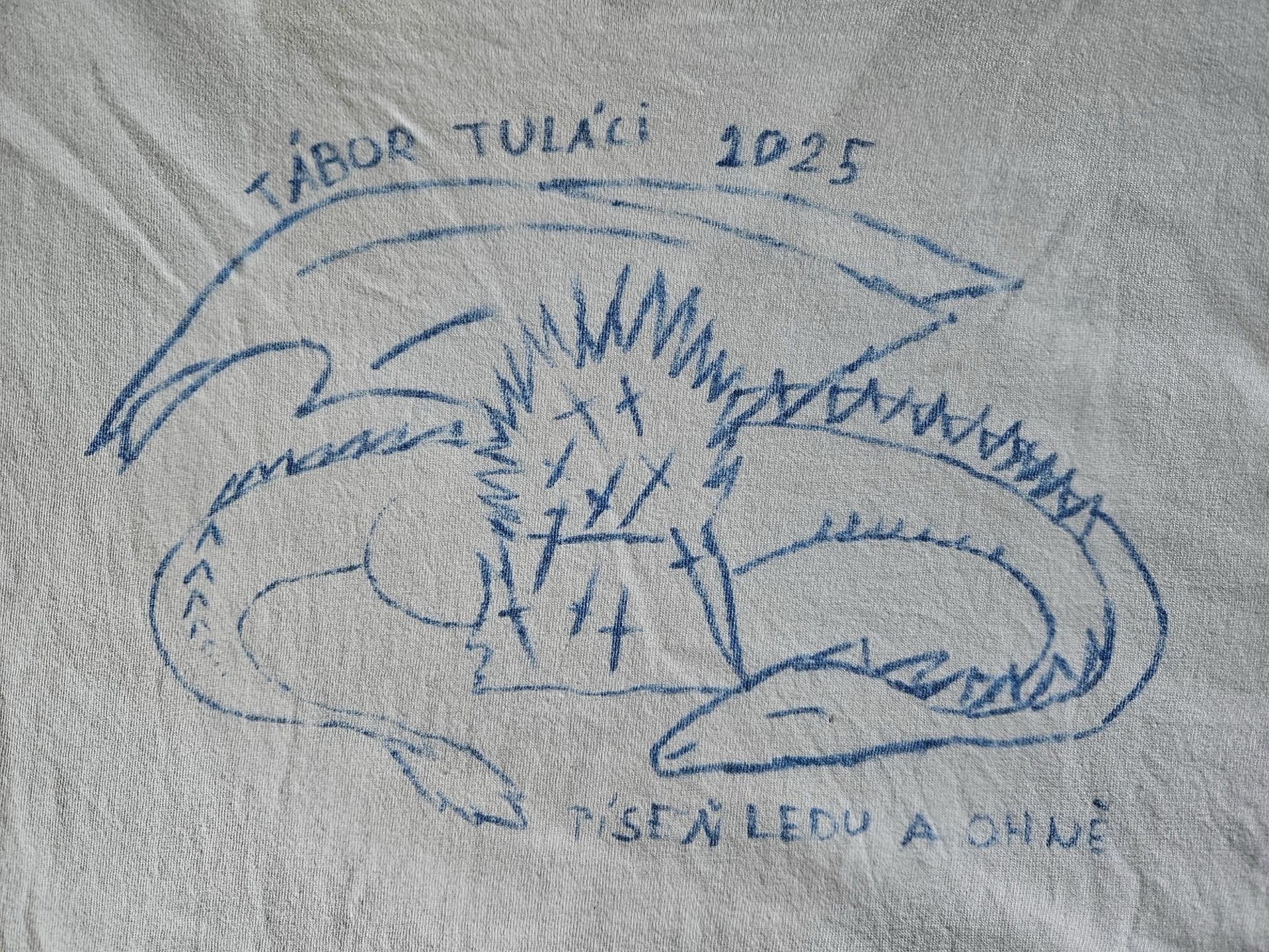 Tričko nebo suvenýr – Tábor 2025 - Píseň ohně a ledu